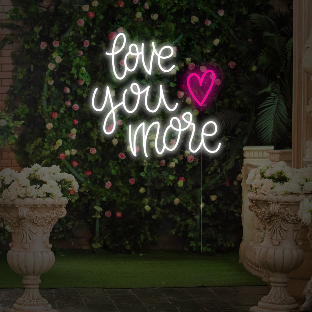 "Love You More Heart" Insegna al neon