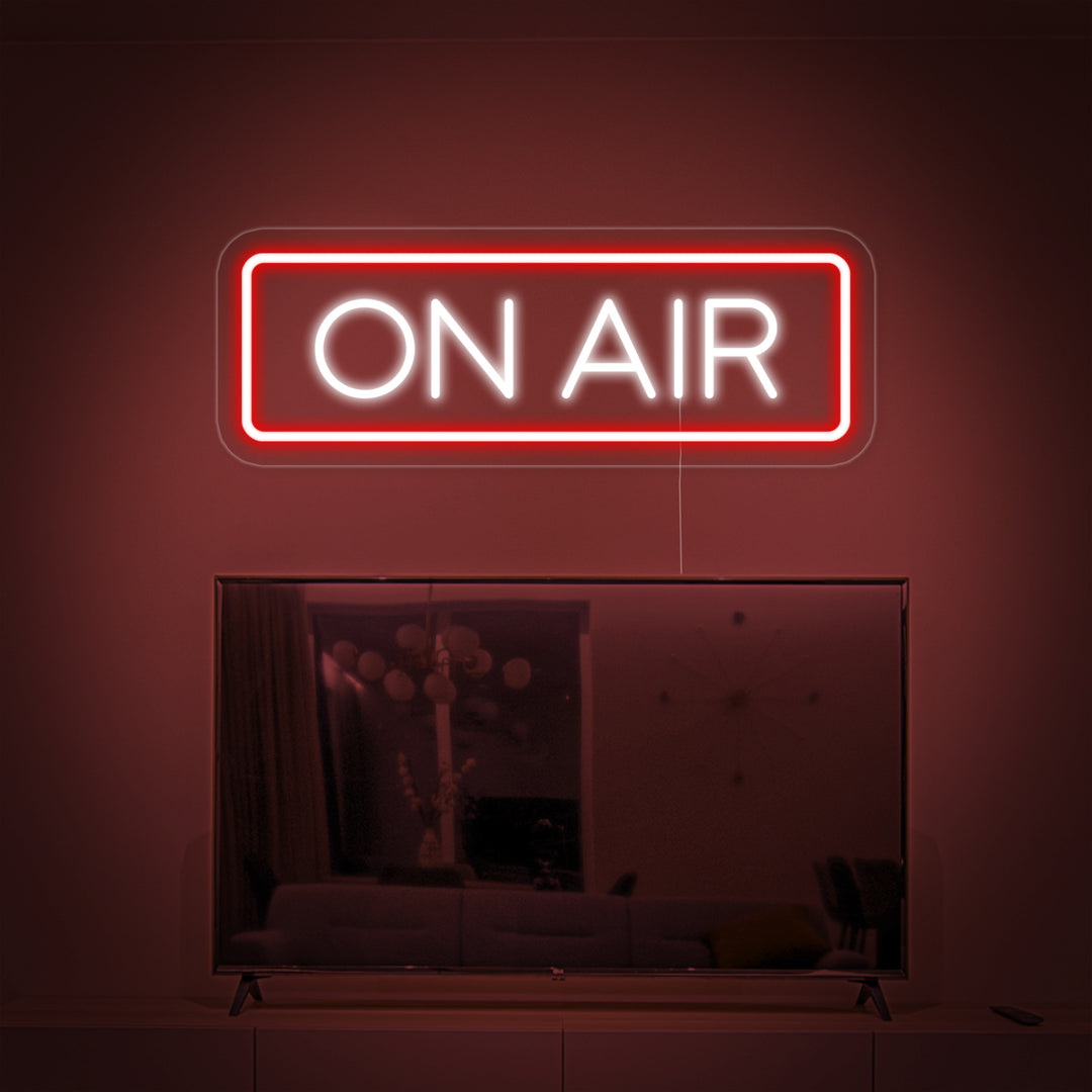 "ON AIR NEON LETTERS" Insegna al neon