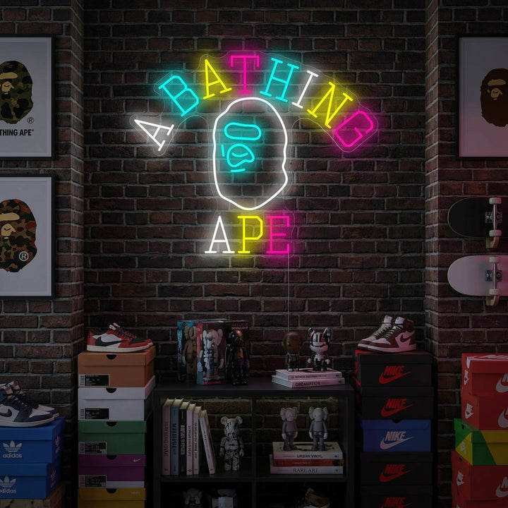 "Bathing Ape" Insegna al neon