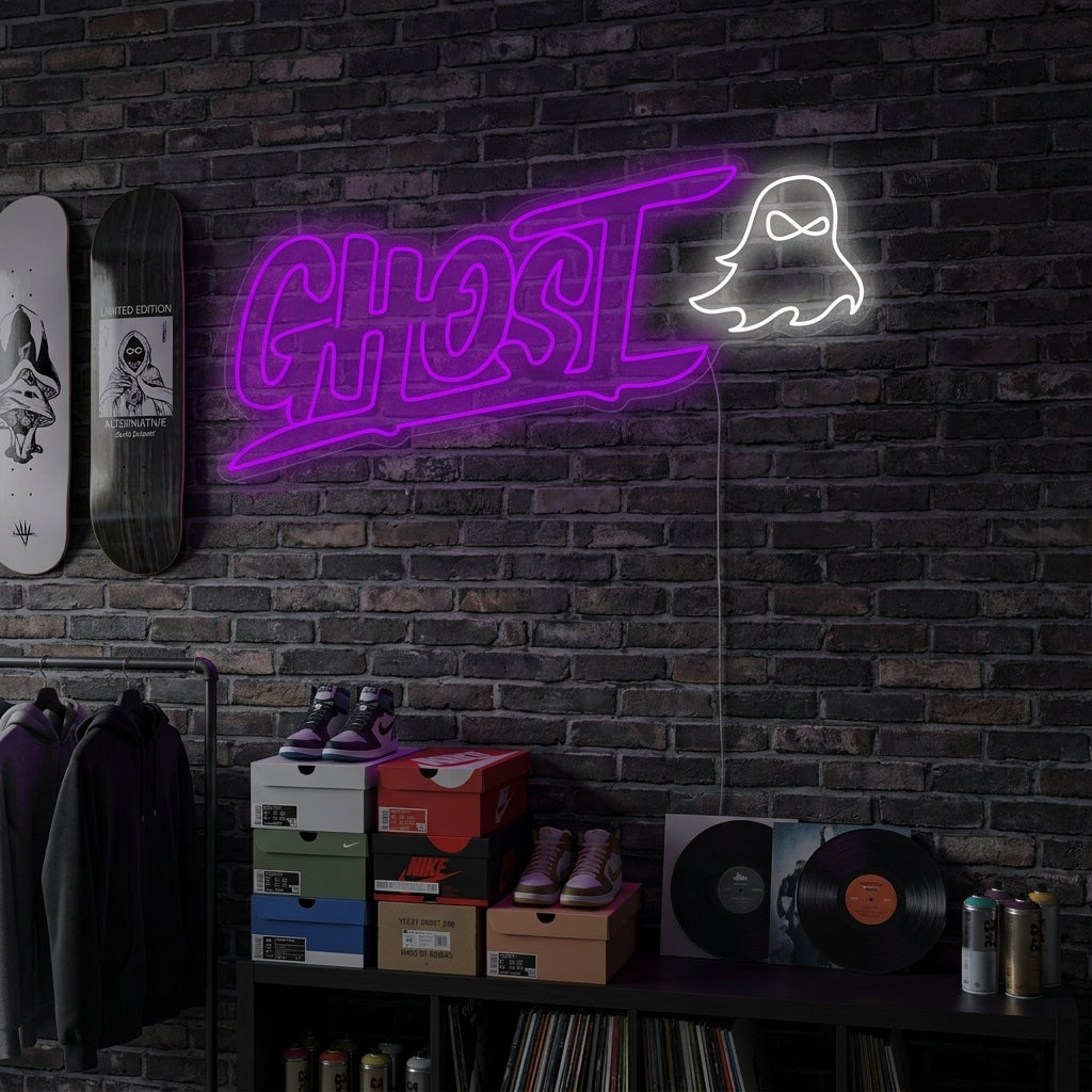 "Ghost" Insegna al neon