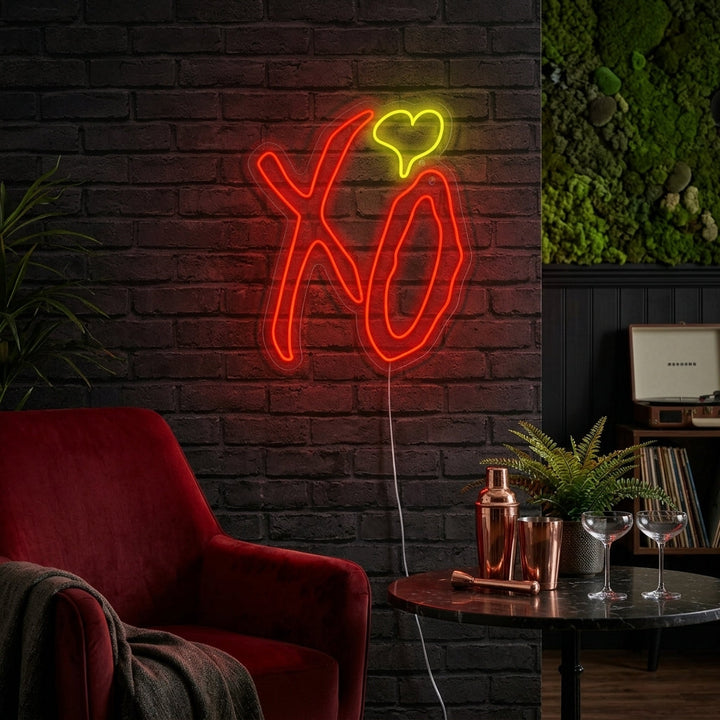 "XO" Insegna al neon
