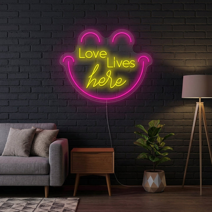 "Love Live Here" Insegna al neon