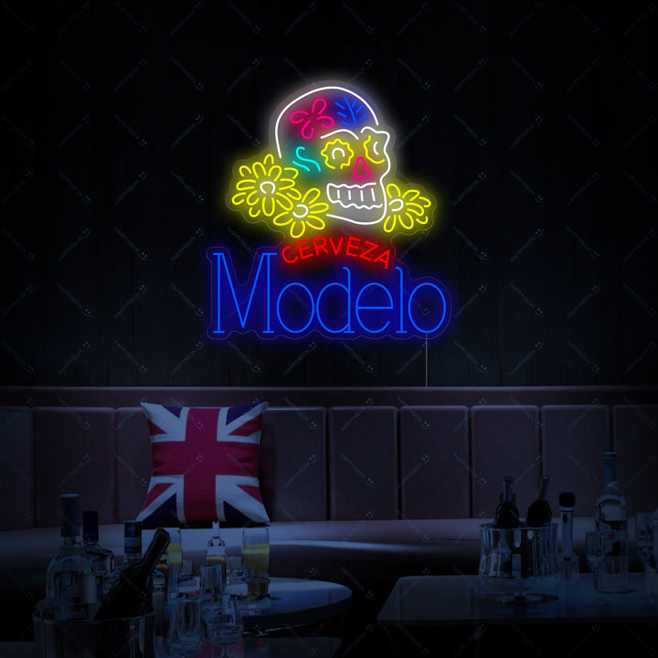 "Teschio di Cerveza Modelo" Insegna al neon