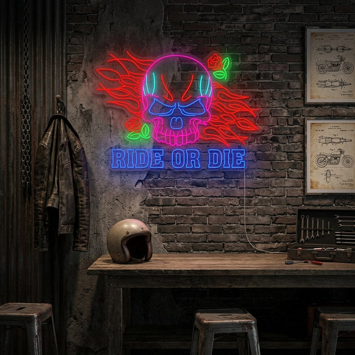 "Ride Or Die scritte e teschio" Insegna al neon