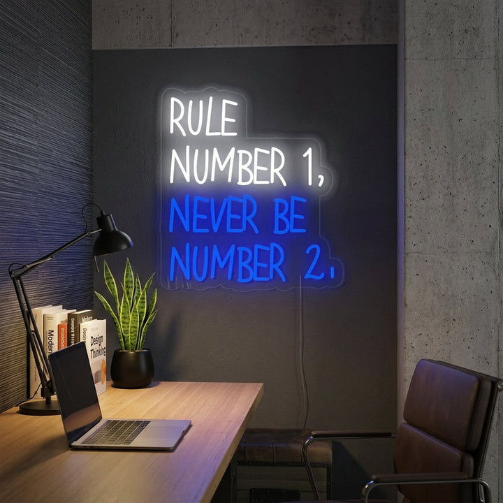 "Rule Number" Insegna al neon