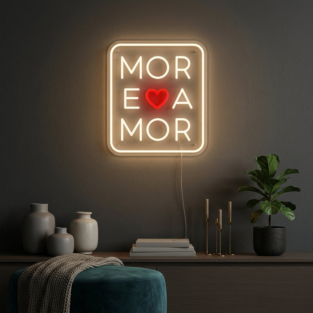 "More Amor Love" Insegna al neon