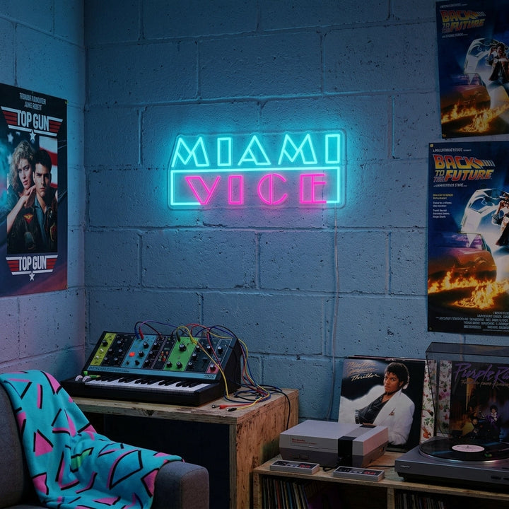 "Miami Serie Tv" Insegna al neon