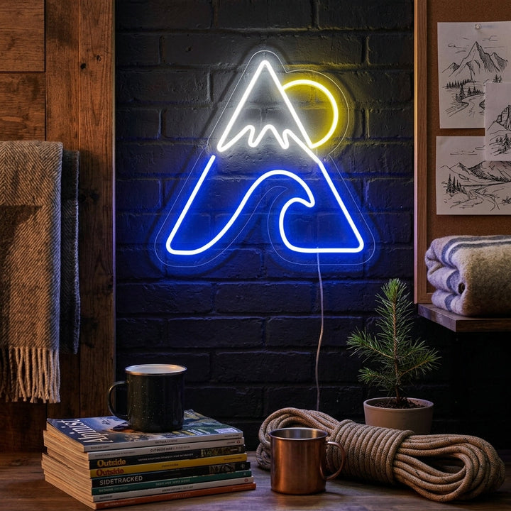 "Montagna Mare Sole" Insegna al neon
