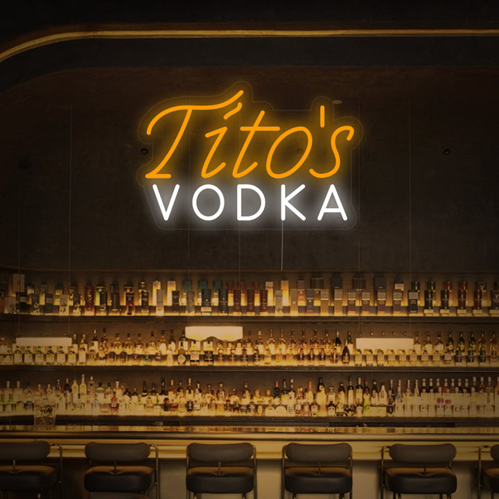 "Bar Titos Vodka Vintage" Insegna al neon